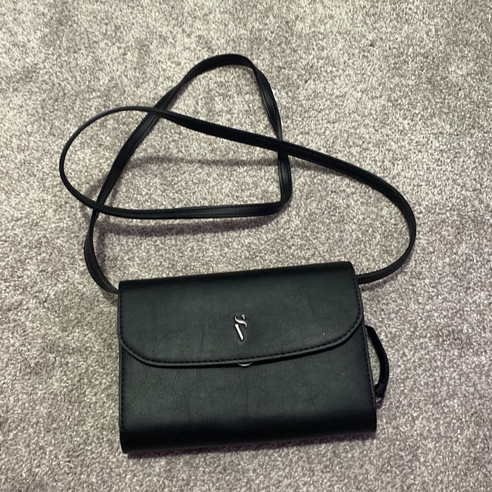 Black simply vera purse